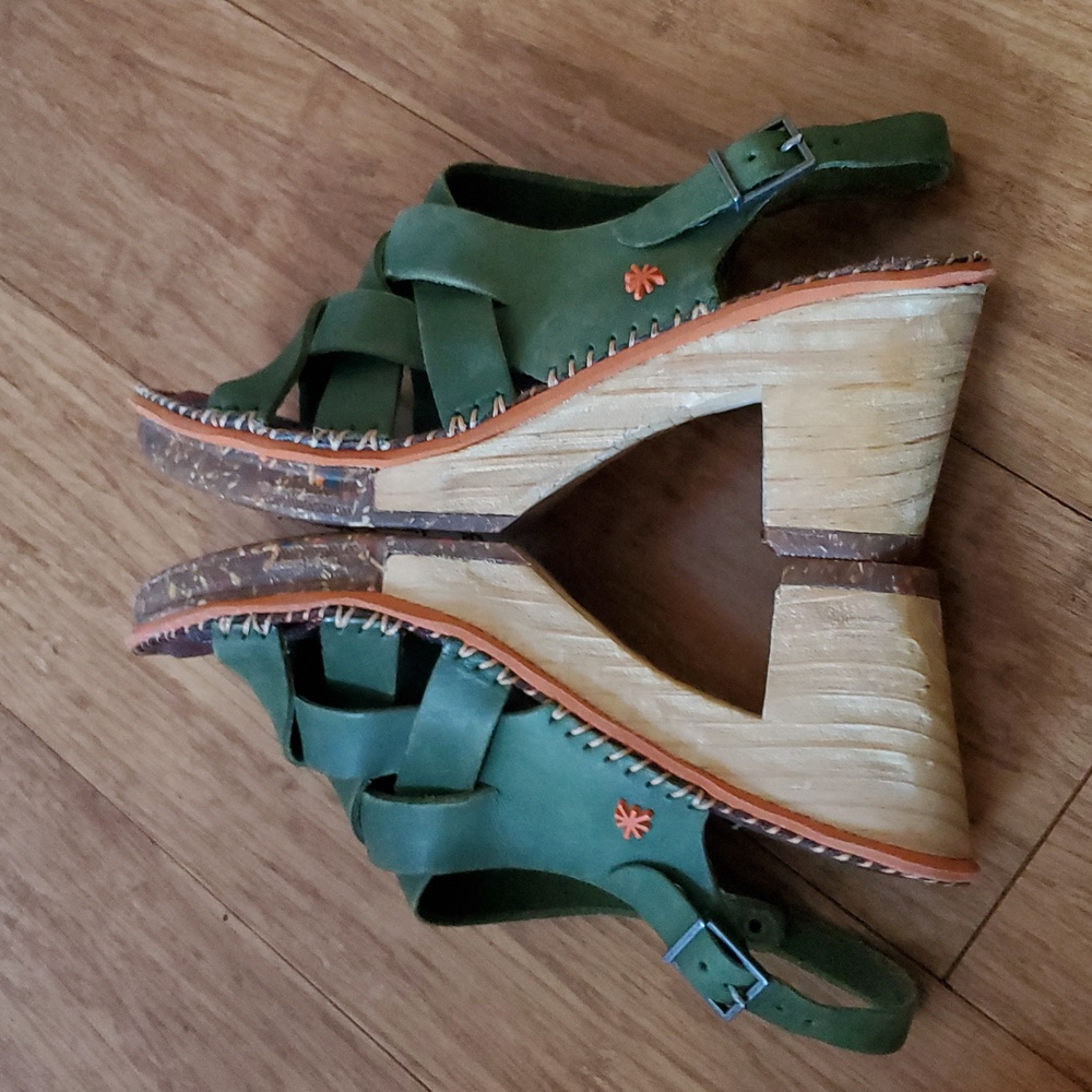 art Green Leather Women's Sandals Size 38 - Picture 10 of 15